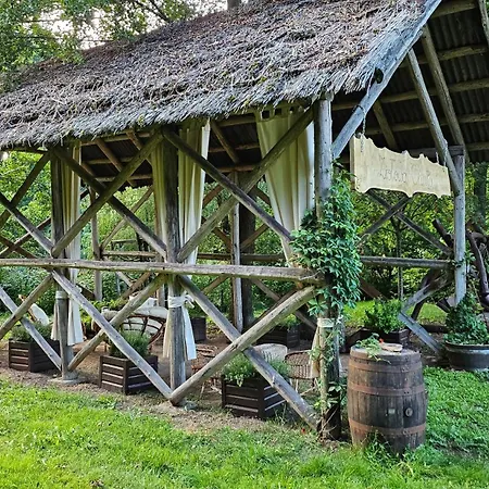 Romana Mazury Villa *